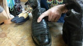 Shoe Stretching of Three Different Types of Leather