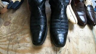 Shoe Stretching of Three Different Types of Leather