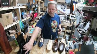 Shoe Stretching of Three Different Types of Leather