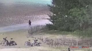 Video shows suspect running after shooting at North Avenue Beach