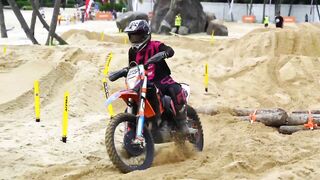 Racing "Illegal" Dirt Bikes on the Singapore Beach!