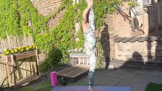 Contortion stretching tutorial | Gymnastics training | Yoga Flexibility workout #contortion #yoga