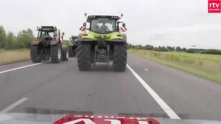 Boeren blokkeren de A28 tijdens boerenprotest | RTV Drenthe