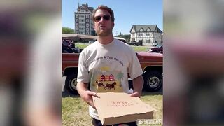 Barstool Pizza Review - Alimentari Beach (Montauk, NY)