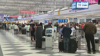 Holiday travel delays, cancellations have begun at O'Hare Airport