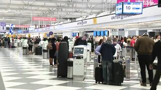 Holiday travel delays, cancellations have begun at O'Hare Airport