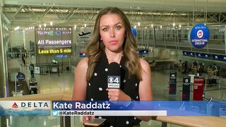 Off-duty Delta pilots picket outside MSP Airport ahead of busy travel weekend