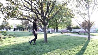 2 min legs stretching - outside workout