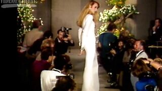 JERRY HALL Model Profile | Videofashion Archive