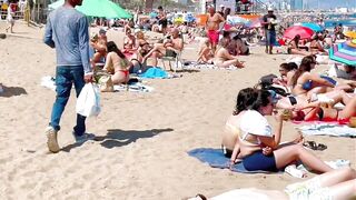 Barcelona beach walk/ beach Sant Sebastia