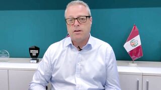 Avoid travel digital disasters – Week in security with Tony Anscombe