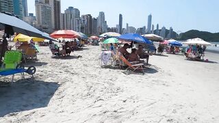 [Best Beaches Brazil 4K] ???????? Caminhada na praia ???????? Balneário Camboriú - Brasil