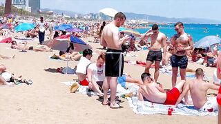 Barcelona beach walk/ beach Sant Miquel ????️walking Spain best beaches