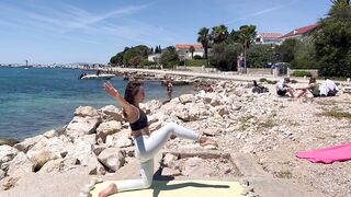 Balance vertical split for strength and mobility. yoga | contortion #splits #stretch