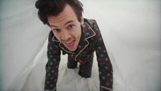 Harry Styles - Late Night Talking (Official Video)