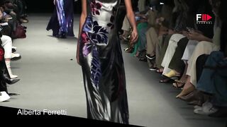 MALIKA LOUBACK Best Model Moments FW 2022 - Fashion Channel