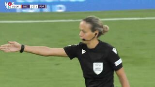 Van de Donk beslist duel op prachtige wijze! | samenvatting Nederland - Portugal | EK 2022