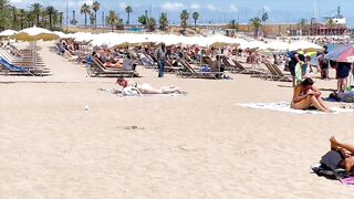 Barcelona beach walk, beach Somorrostro????walking Spain best beaches