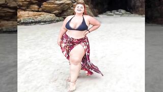 Ana Kowalewski -Curvy Plus Size Model from Brazil | Instagram Star