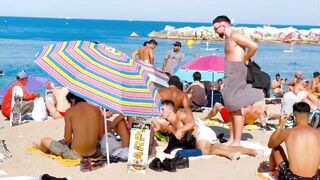 Walking beach Sant Sebastia/ Barcelona beach walk