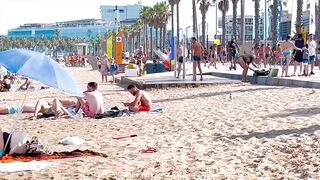 Walking beach Sant Sebastia/ Barcelona beach walk