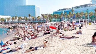 Walking beach Sant Sebastia/ Barcelona beach walk