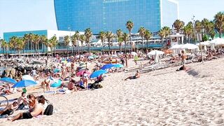 Walking beach Sant Sebastia/ Barcelona beach walk