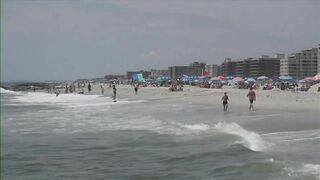 Sharks spotted off Rockaway Beach and Lido Beach hours apart, beaches closed temporarily