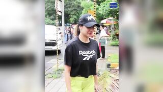 Malaika Arora Stunning Looks, Spotted Outside Yoga Classes in Bandra | Shudh Manoranjan