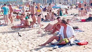 Barcelona beach walk, beach Sant Sebastia????walking Spain best beaches