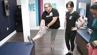 How to stretch the right way: Stretching advice from StretchLab in Rocky River