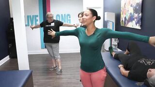 How to stretch the right way: Stretching advice from StretchLab in Rocky River