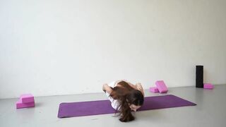 Yoga with Masha | Stretching