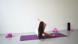 Yoga with Masha | Stretching