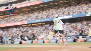 Hanging with Andre Ethier on the field at Celebrity Softball! | La Vida Más Fina