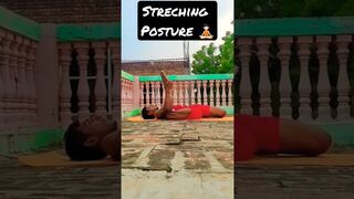 Ishaqzaade (Instrumental)???? Stretching posture ????????#yoga #yogi #new #newmusic #yogasana #yogposture