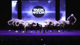 Twerk Con Lu Quinteros | Teatro Roxy Julio 2022