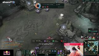 Faker finding Gumayusi (sad ending) ???? T1 Stream Moments | T1 cute moments