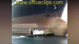 TOP 10 SHIP CRASH COMPILATION CAUGHT ON CAMERA