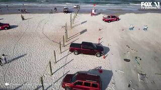 WILD Daytona Beach crash | See moment vehicle drives across beach and crashes into ocean