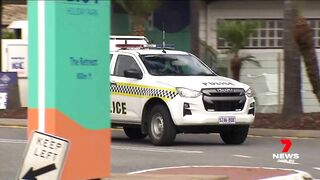 Brazen thief steals boxer's car at West Beach | 7NEWS