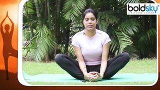 जांघो को पतला करेगा ये योगासन | Yoga For Reduce Thighs Fat | Boldsky *Yoga