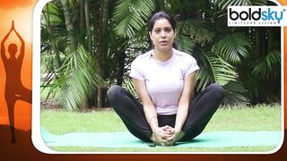 जांघो को पतला करेगा ये योगासन | Yoga For Reduce Thighs Fat | Boldsky *Yoga