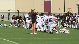 Raiders training camp FIRST DAY WITH PADS Stretching - July 27, 2022