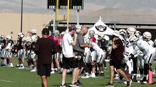 Raiders training camp FIRST DAY WITH PADS Stretching - July 27, 2022