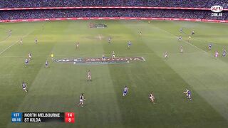 Brent Harvey breaks the all-time games record | On This Day | AFL