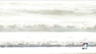 Man describes rescue of possible shark bite victim in Jacksonville Beach