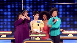 Jo Koy says, “You polled 100 stupid people!” | Celebrity Family Feud