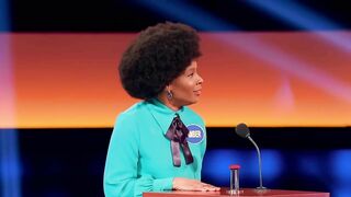 Jo Koy says, “You polled 100 stupid people!” | Celebrity Family Feud