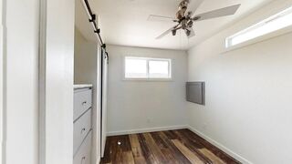 Amazing Luxurious Huntington Beach Tiny House from Pratt Homes